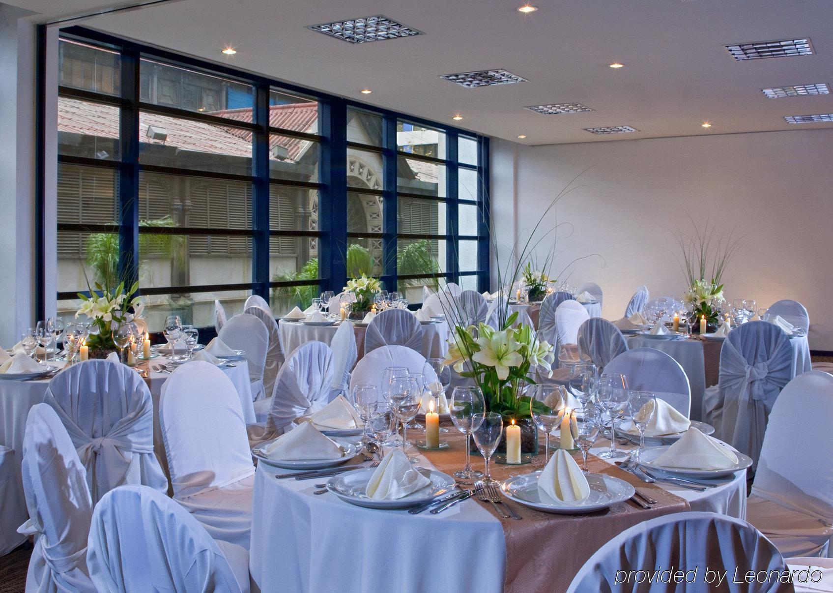 Four Points By Sheraton Montevideo Bagian luar foto