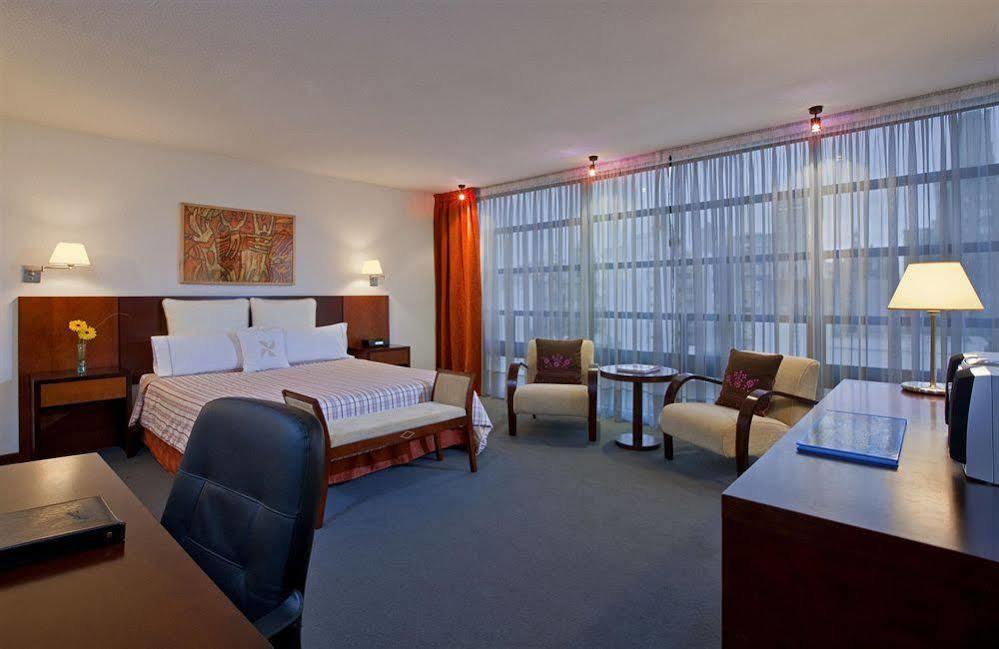 Four Points By Sheraton Montevideo Bagian luar foto