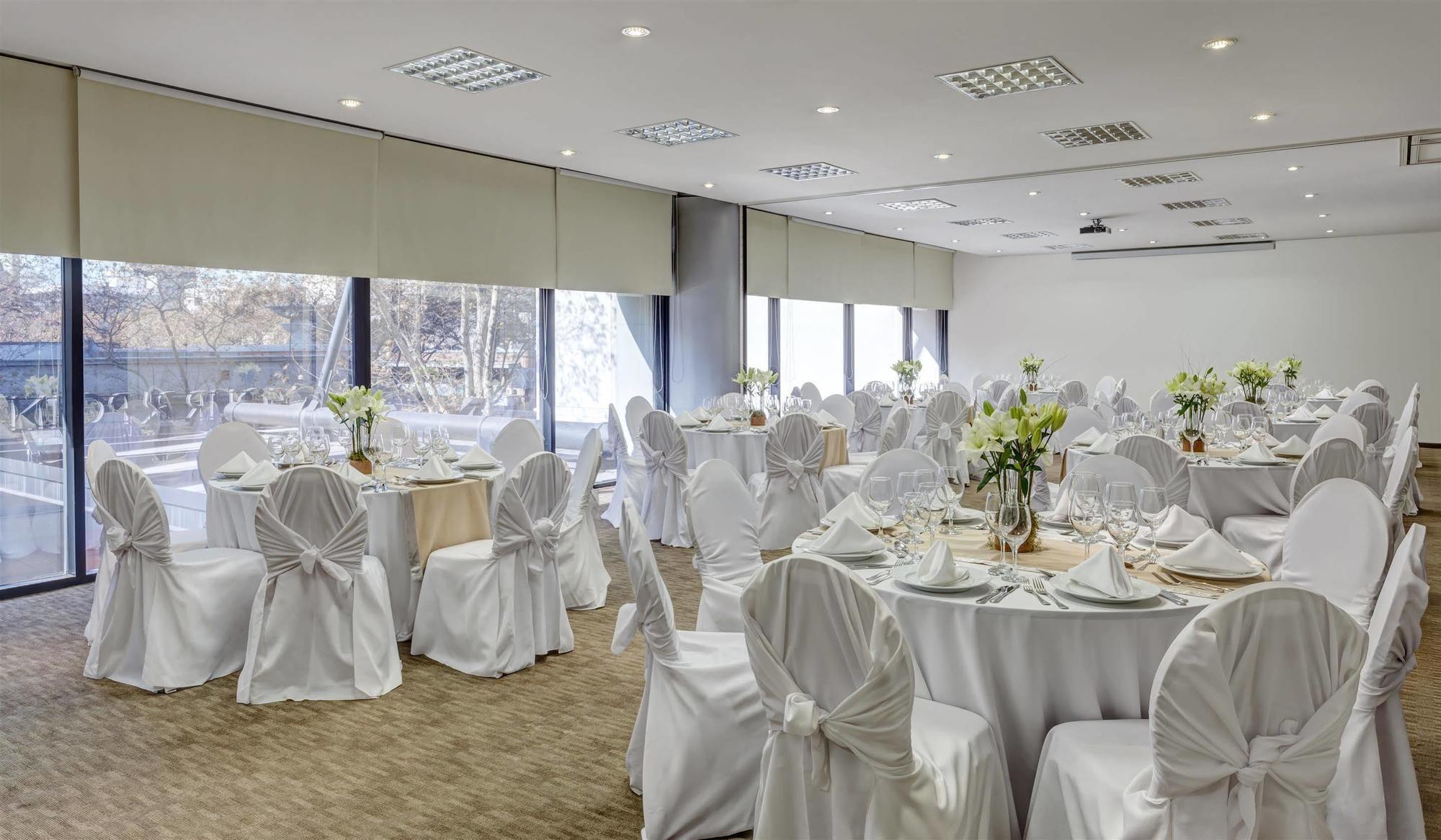 Four Points By Sheraton Montevideo Bagian luar foto