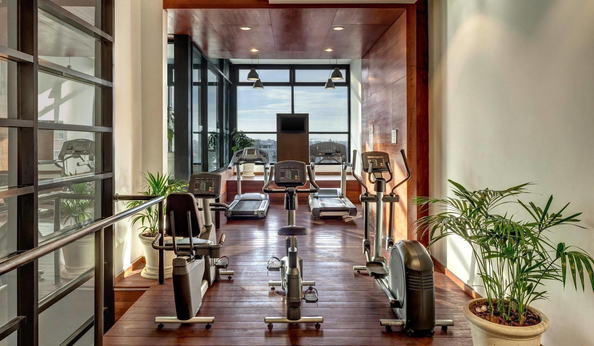 Four Points By Sheraton Montevideo Bagian luar foto