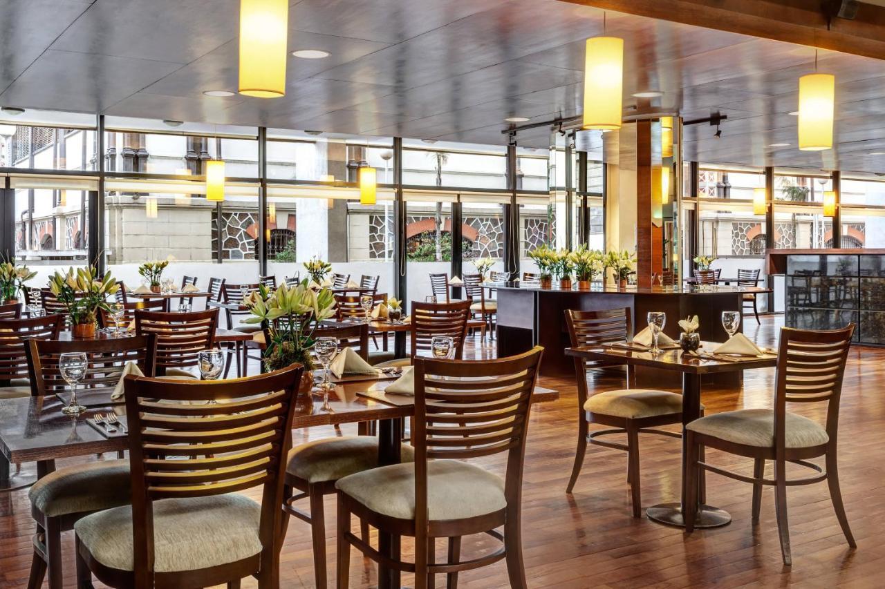 Four Points By Sheraton Montevideo Bagian luar foto
